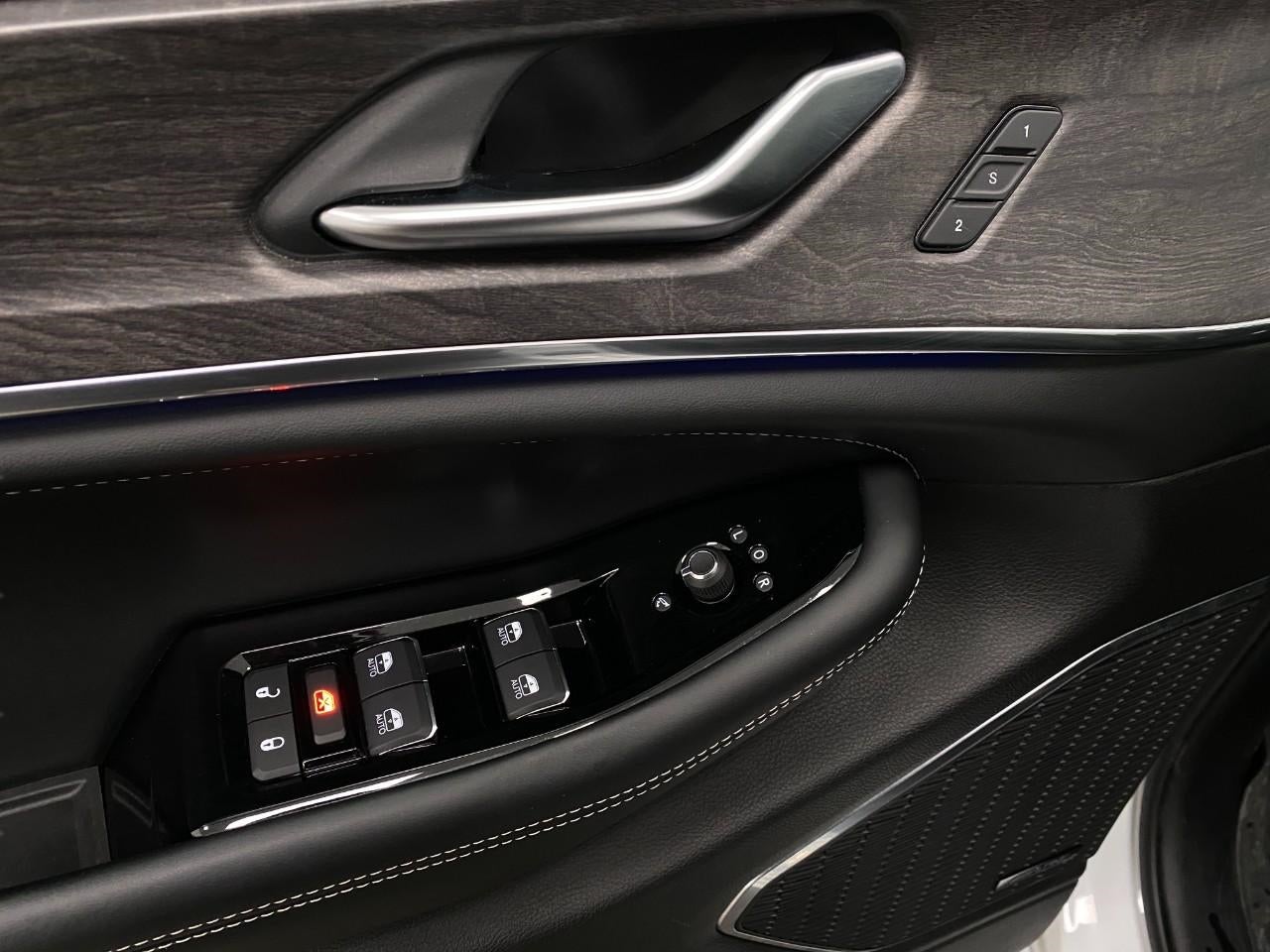 2023 Jeep Grand Cherokee L Overland 4x4