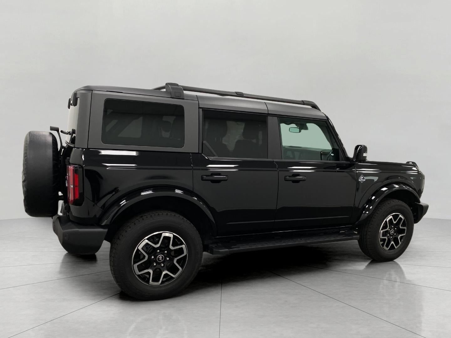 2024 Ford Bronco Outer Banks 4 Door 4x4