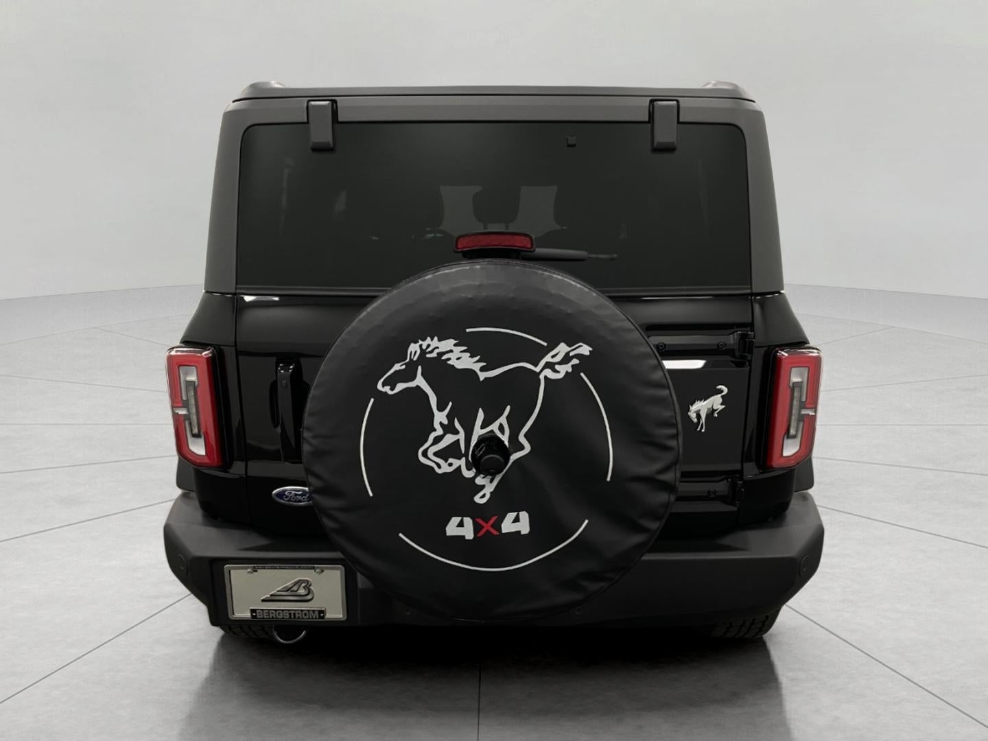 2024 Ford Bronco Outer Banks 4 Door 4x4