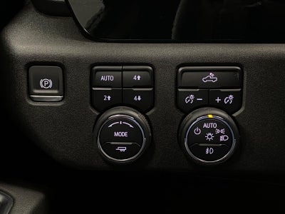 2024 Chevrolet Silverado 1500 4WD Crew Cab 147 RST