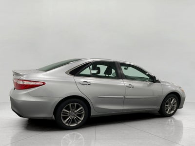 2017 Toyota Camry SE Auto