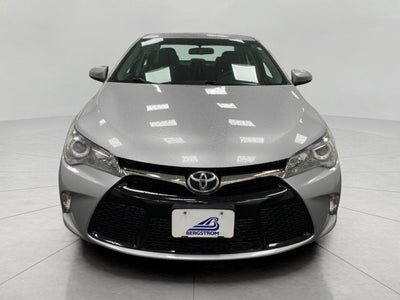2017 Toyota Camry SE Auto