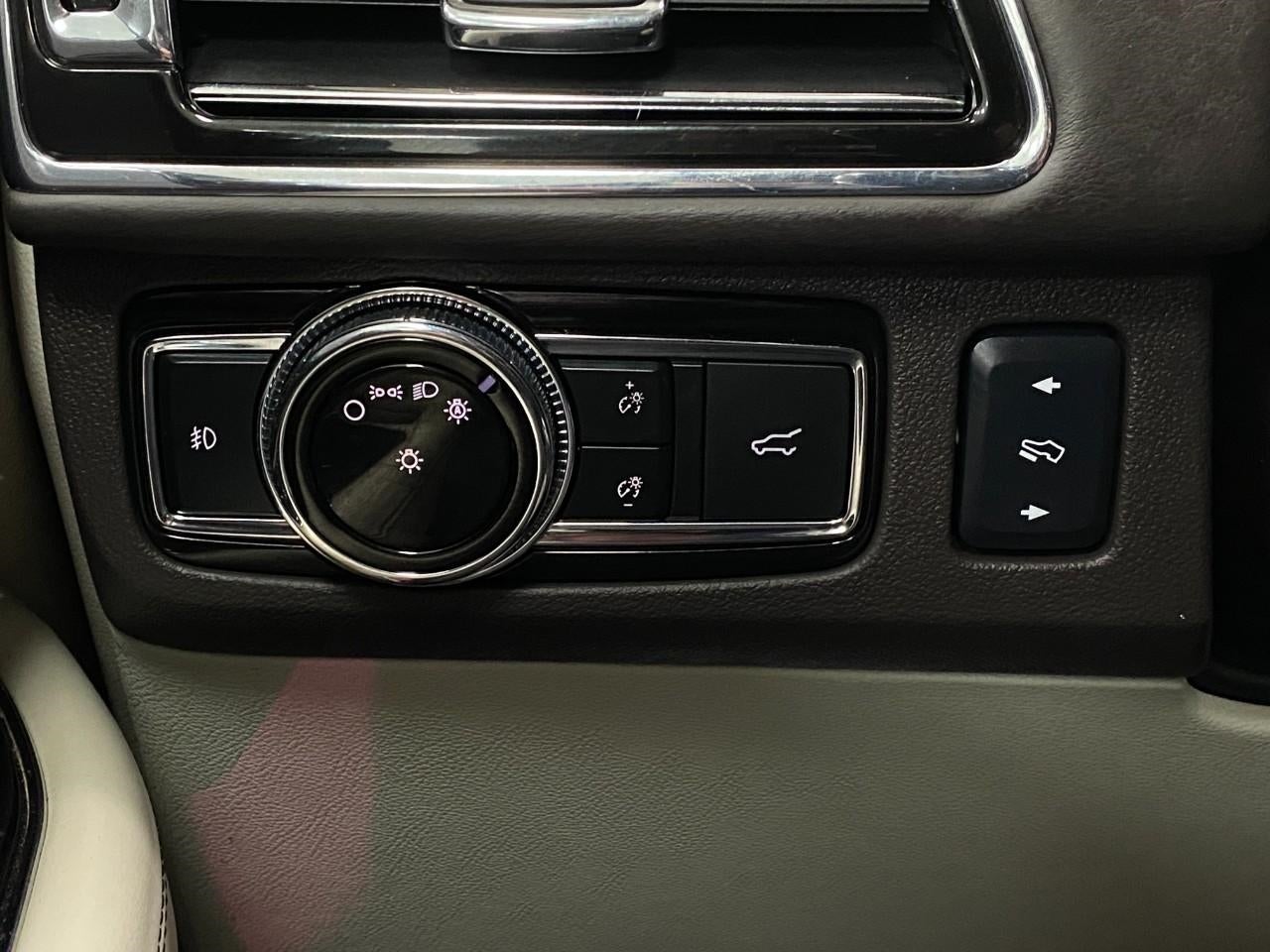 2018 Lincoln Navigator L 4x4 Black Label