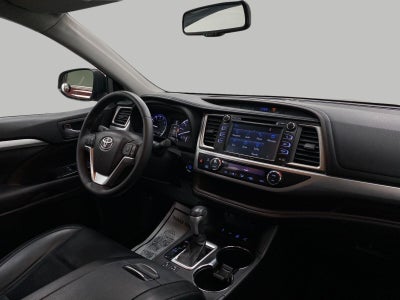 2016 Toyota Highlander AWD 4dr V6 XLE