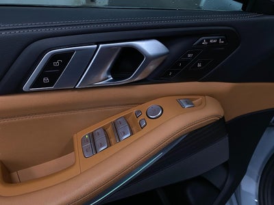 2024 BMW X7 xDrive40i Sports Activity Vehicle