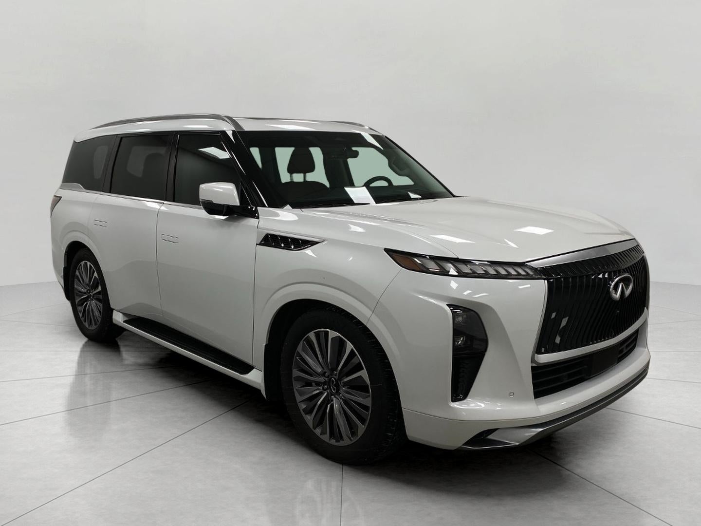 2025 INFINITI QX80 LUXE AWD