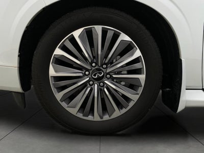 2025 INFINITI QX80 LUXE AWD