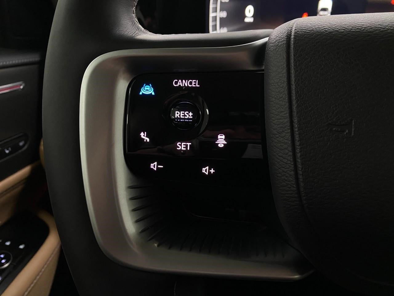 2025 INFINITI QX80 LUXE AWD