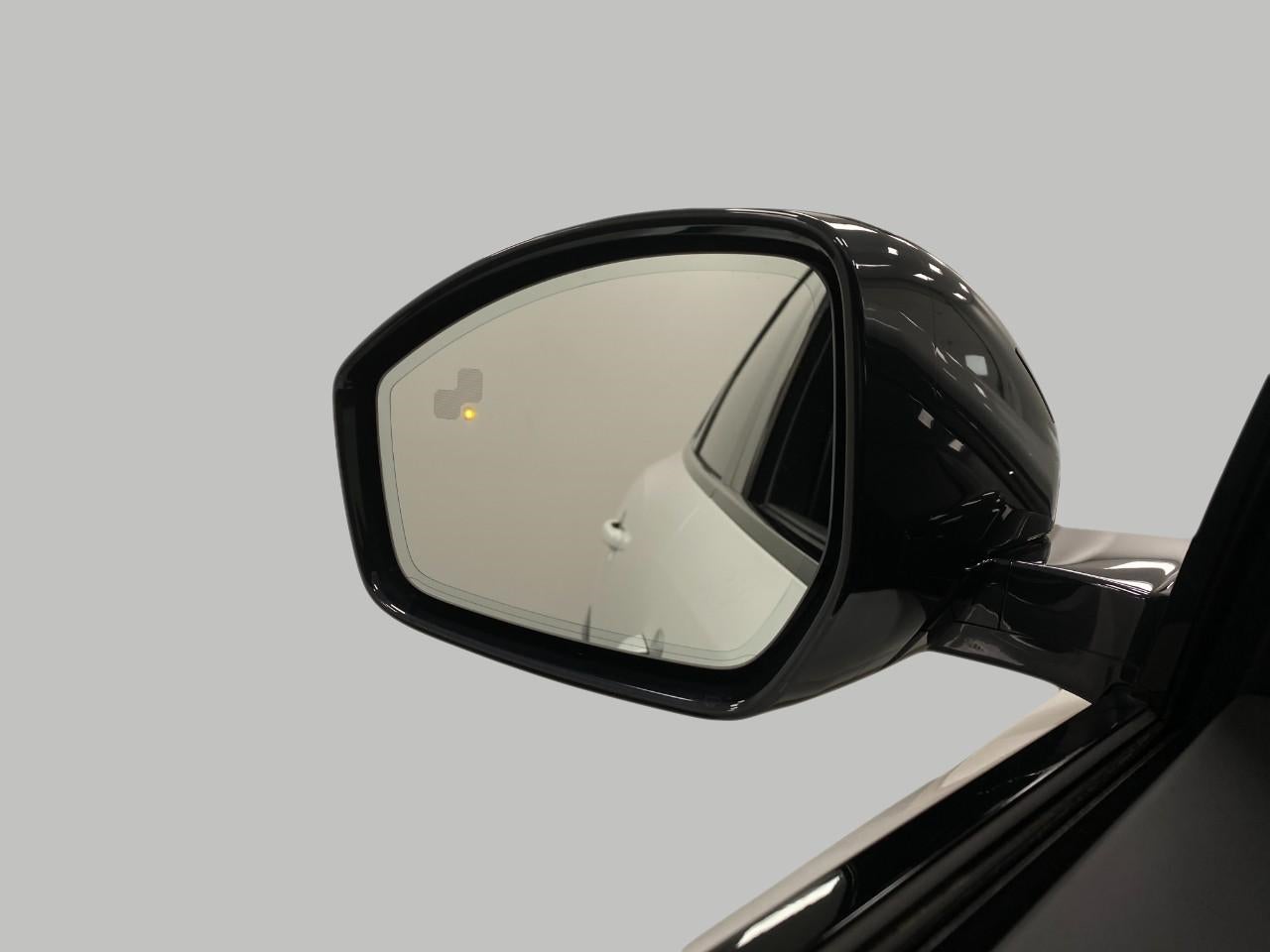 2025 Jaguar F-PACE SVR 575 Edition AWD