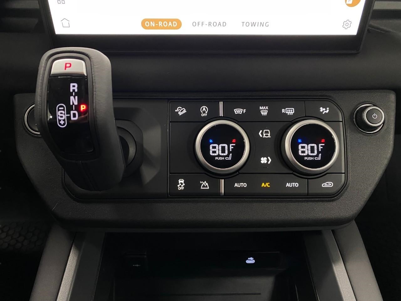 2025 Land Rover Defender 110 P300 S