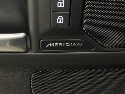 2025 Land Rover Defender 110 P300 S