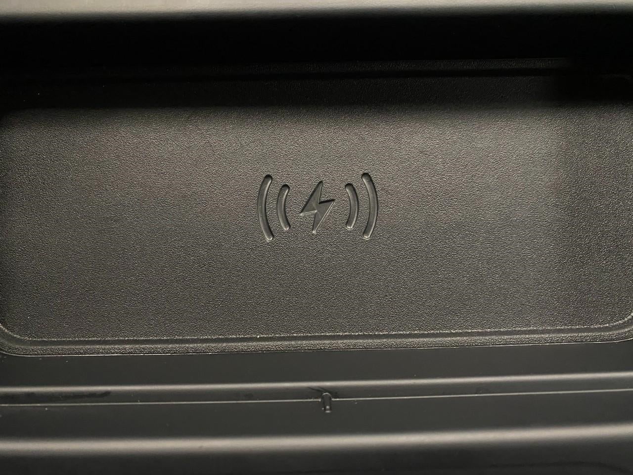 2022 Land Rover Defender 110 XS Edition AWD