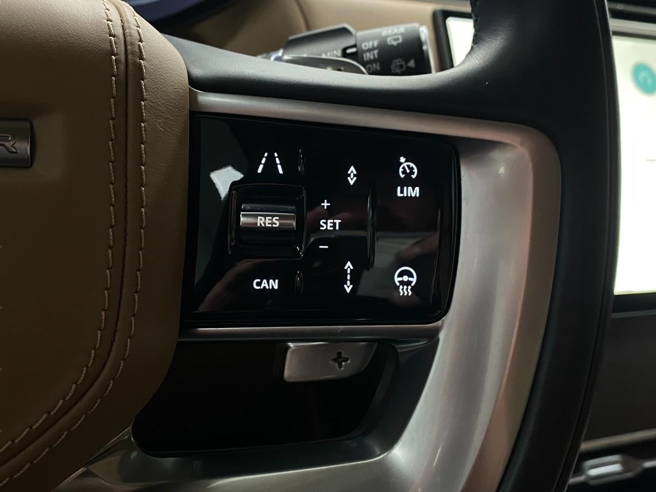 2024 Land Rover Range Rover P530 SE SWB