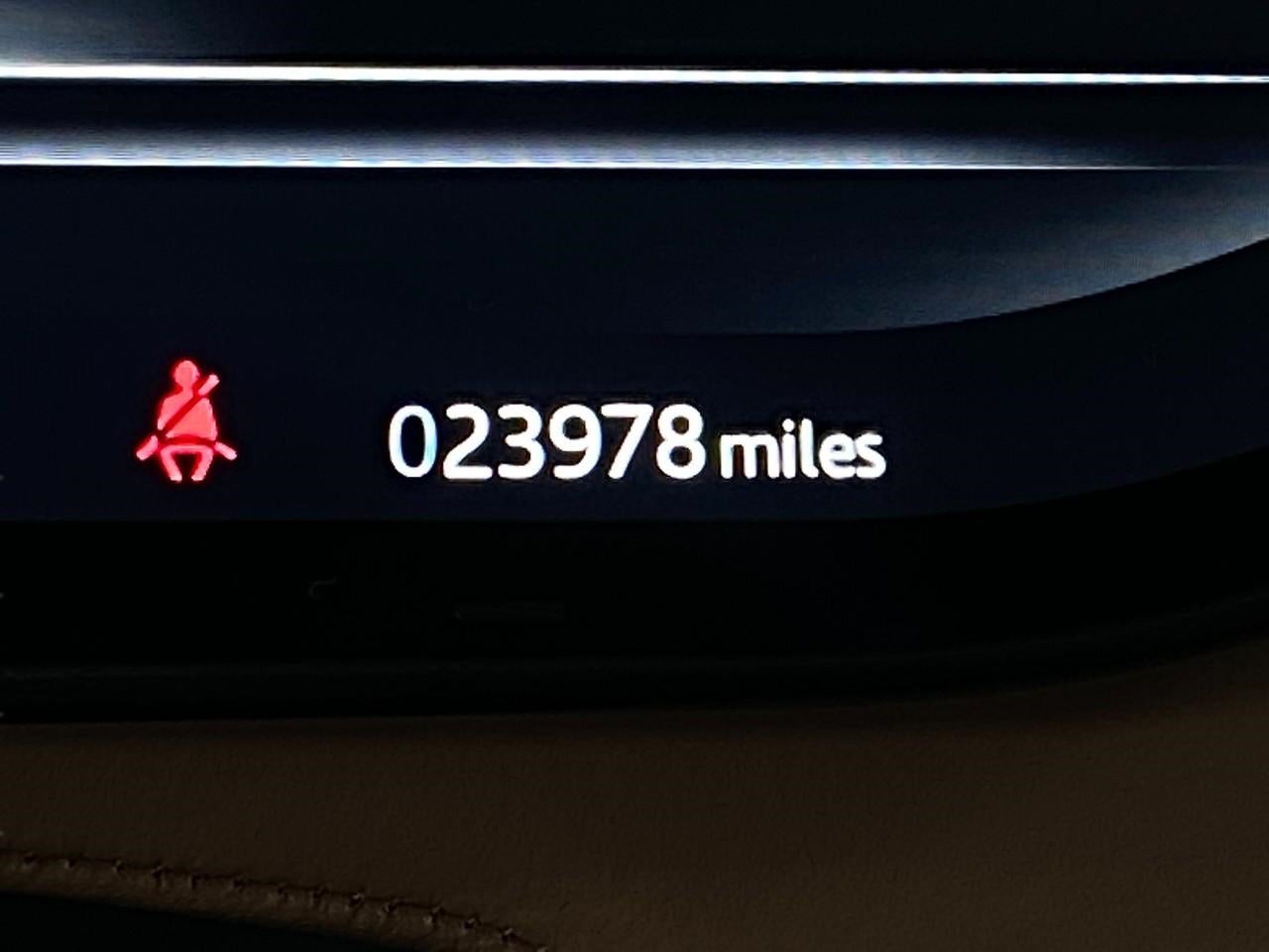 2024 Land Rover Range Rover P530 SE SWB