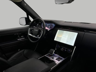 2022 Land Rover Range Rover P400 SE SWB