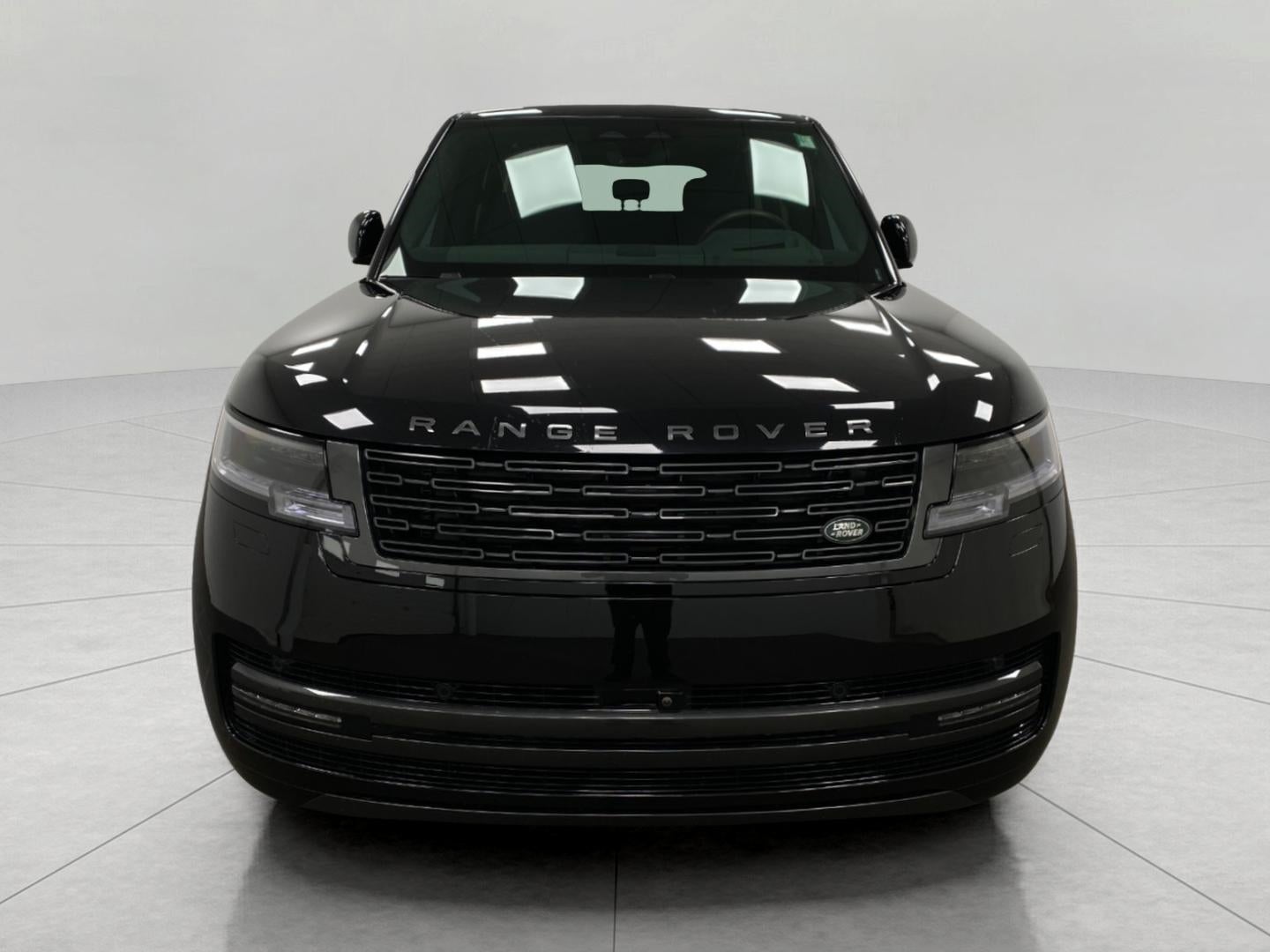 2025 Land Rover Range Rover P400 SE SWB