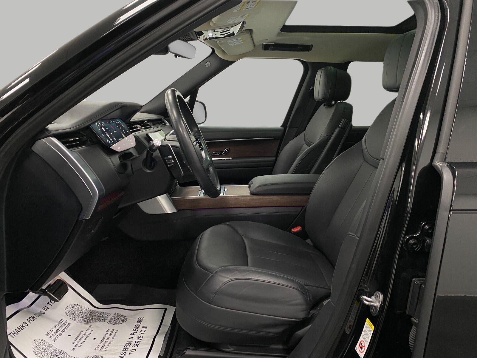 2022 Land Rover Range Rover P400 SE LWB 7 Seat