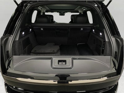 2024 Land Rover Range Rover P615 SV SWB