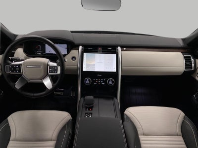 2024 Land Rover Discovery P300 Dynamic SE