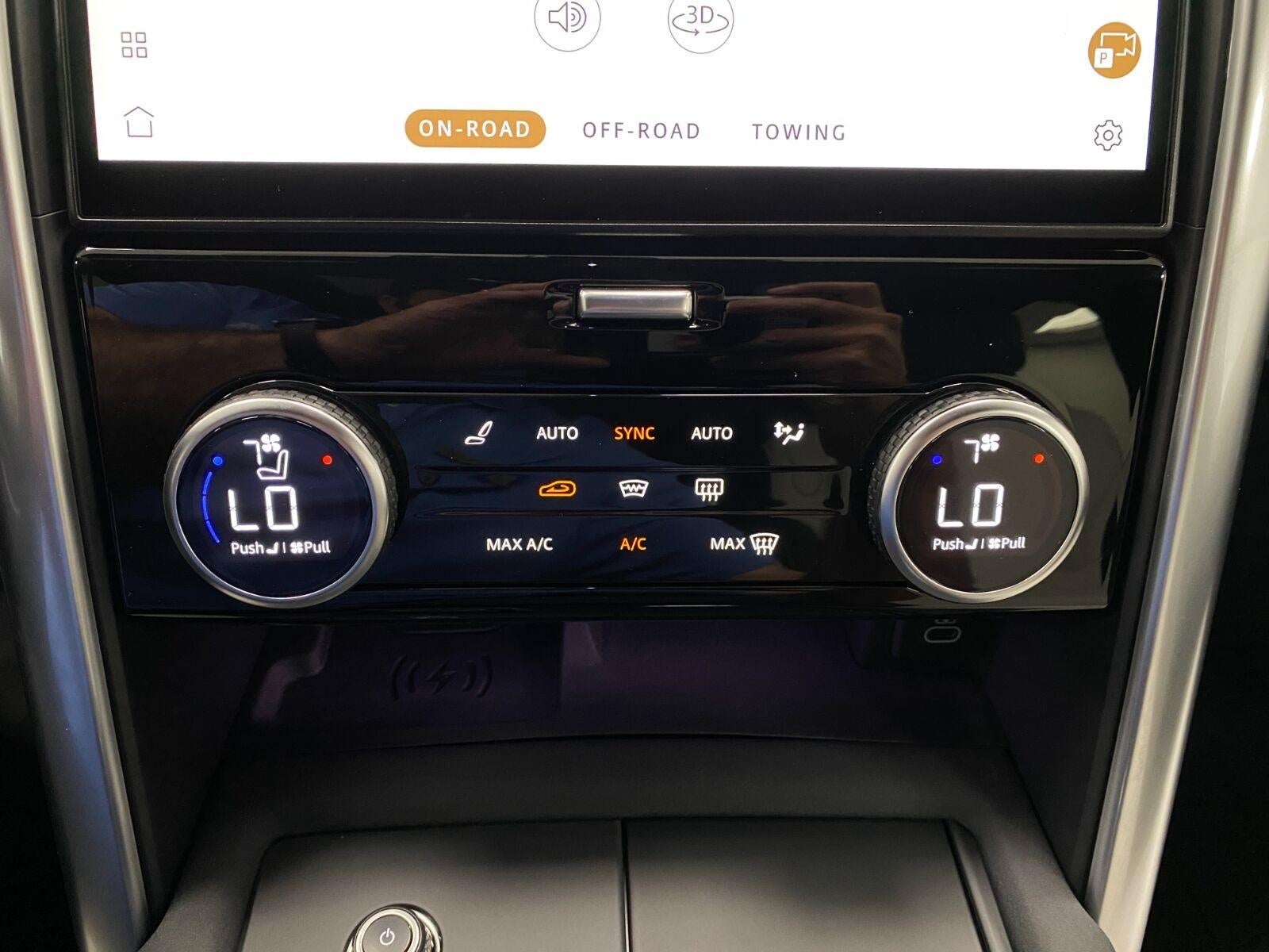 2024 Land Rover Discovery P300 Dynamic SE
