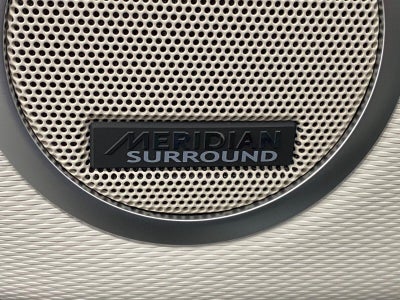 2024 Land Rover Discovery P300 Dynamic SE