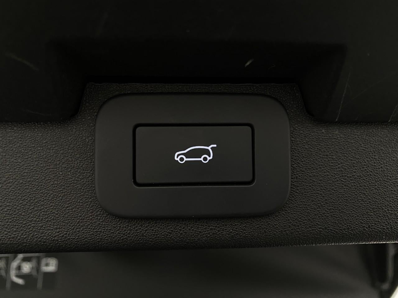 2025 Land Rover Discovery P360 Metropolitan Edition