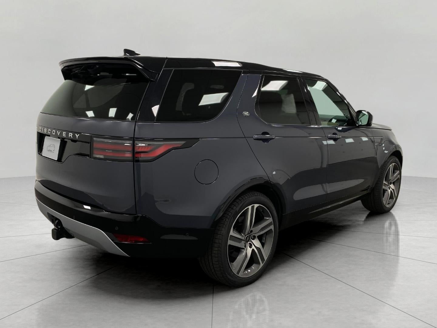 2025 Land Rover Discovery P360 Metropolitan Edition