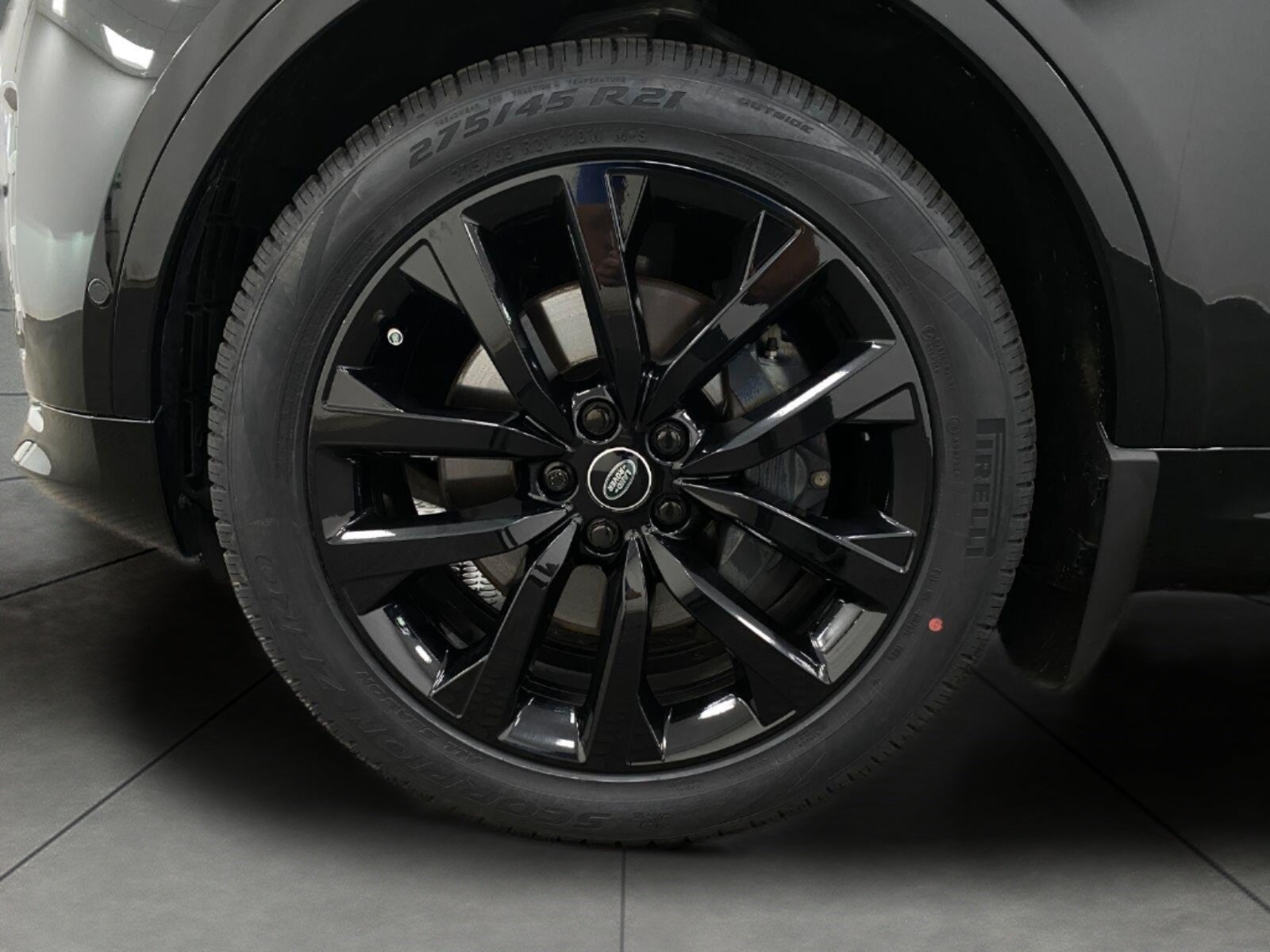 2026 Land Rover Discovery Gemini Edition AWD