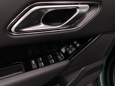 2026 Land Rover Range Rover Velar P400 Autobiography