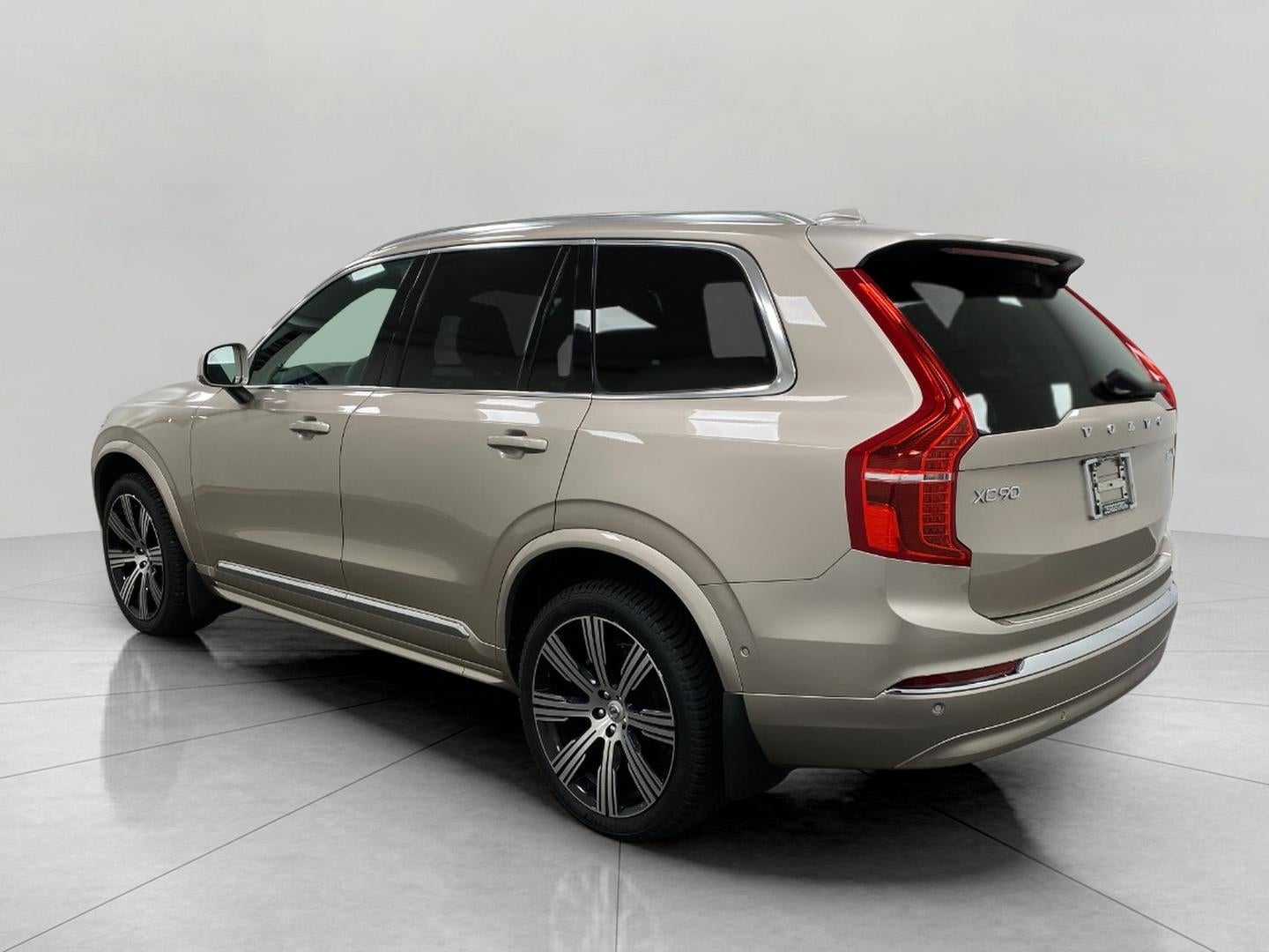 2023 Volvo XC90 B6 AWD Ultimate 7P