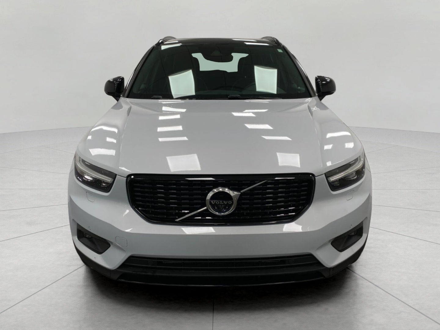 2020 Volvo XC40 T5 AWD R-Design