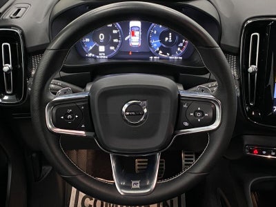 2020 Volvo XC40 T5 AWD R-Design