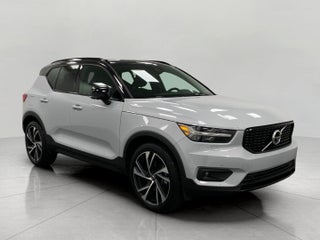 2020 Volvo XC40 T5 AWD R-Design