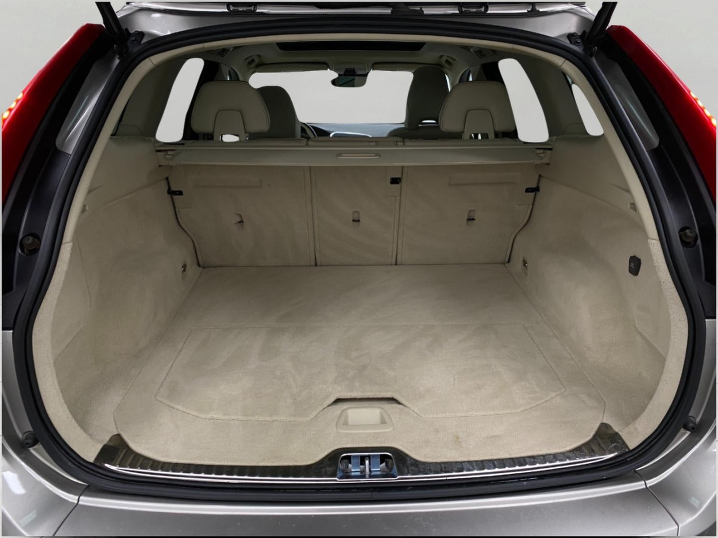 2015 Volvo XC60 SPORT UTILITY