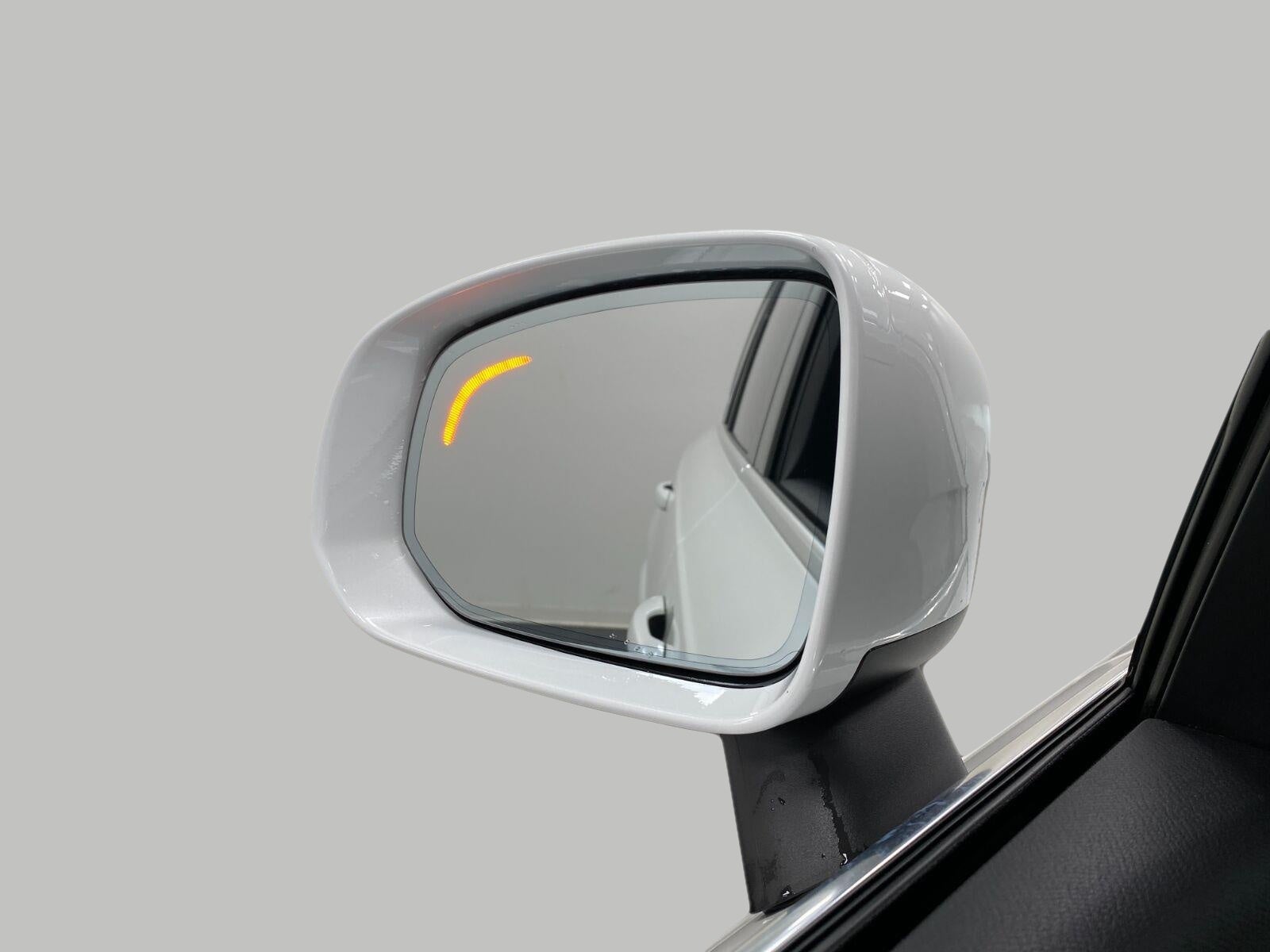 2021 Volvo XC90 T6 AWD Momentum 7P