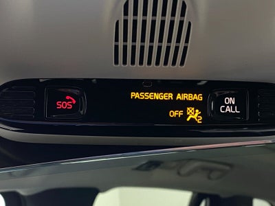 2021 Volvo XC90 T6 AWD Momentum 7P