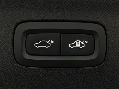 2021 Volvo XC90 T6 AWD Momentum 7P