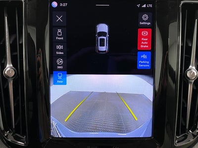 2023 Volvo XC60 B5 AWD Ultimate Bright Theme