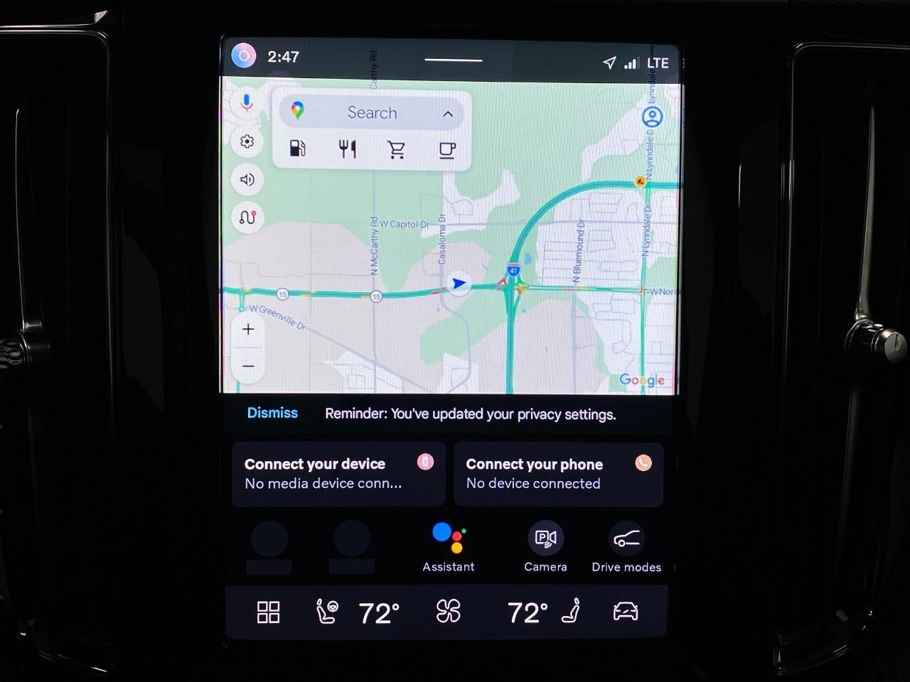 2024 Volvo XC60 B5 AWD Plus Dark Theme