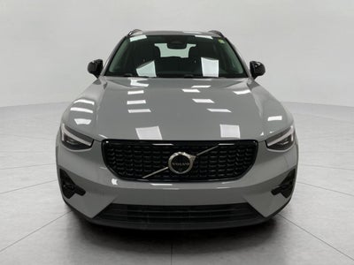 2026 Volvo XC40 B5 AWD Plus