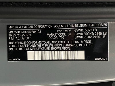 2026 Volvo XC40 B5 AWD Plus