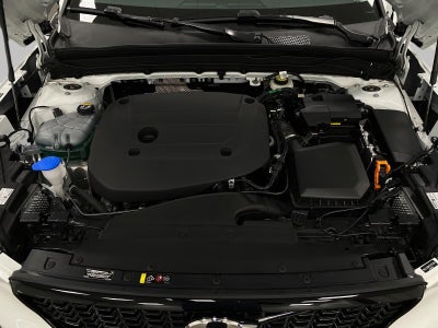 2026 Volvo XC40 B5 AWD Ultra