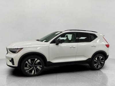 2026 Volvo XC40 B5 AWD Ultra