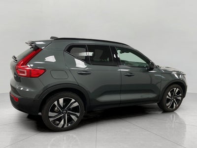 2026 Volvo XC40 B5 AWD Ultra
