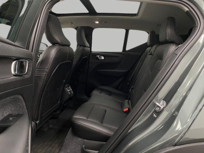 2026 Volvo XC40 B5 AWD Ultra
