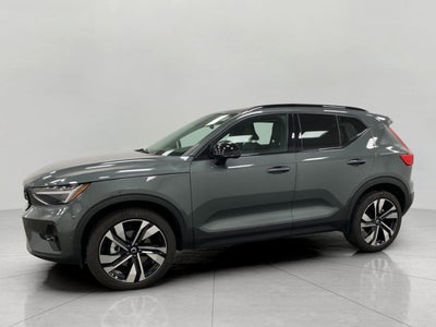 2026 Volvo XC40 B5 AWD Ultra
