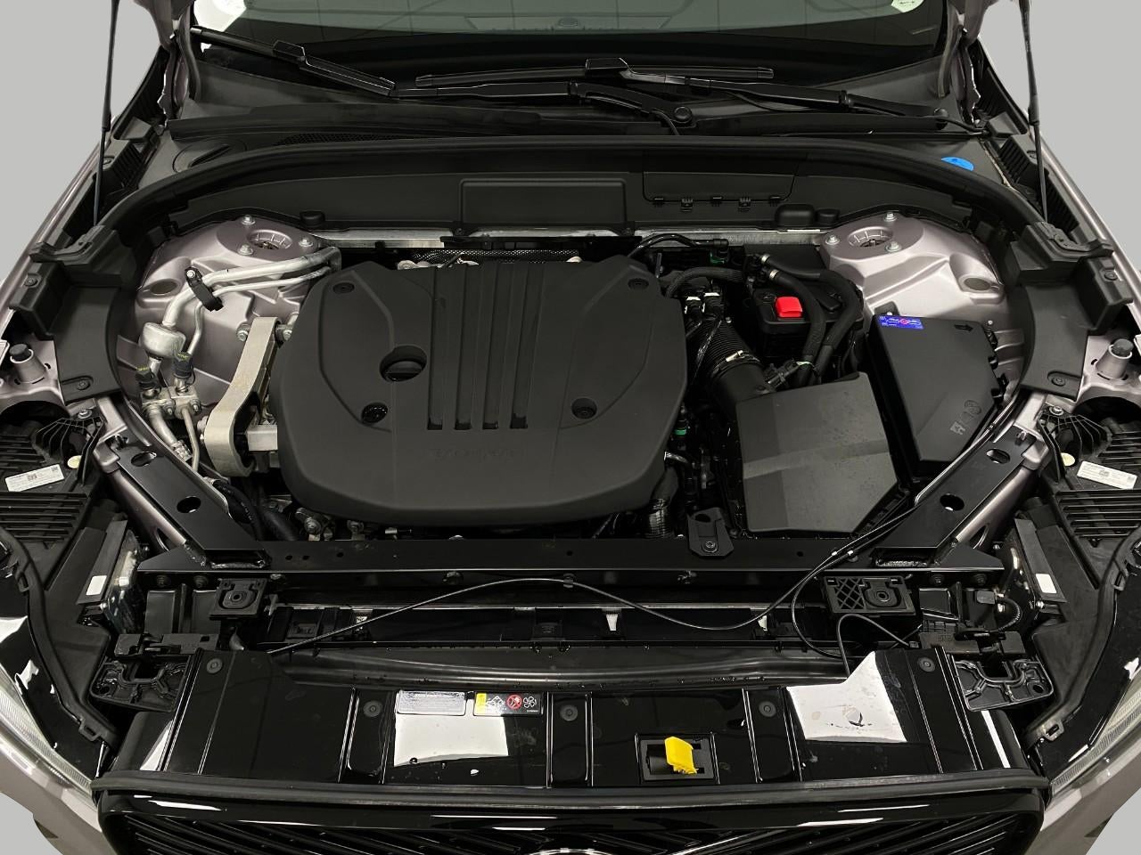 2026 Volvo XC60 B5 AWD Plus