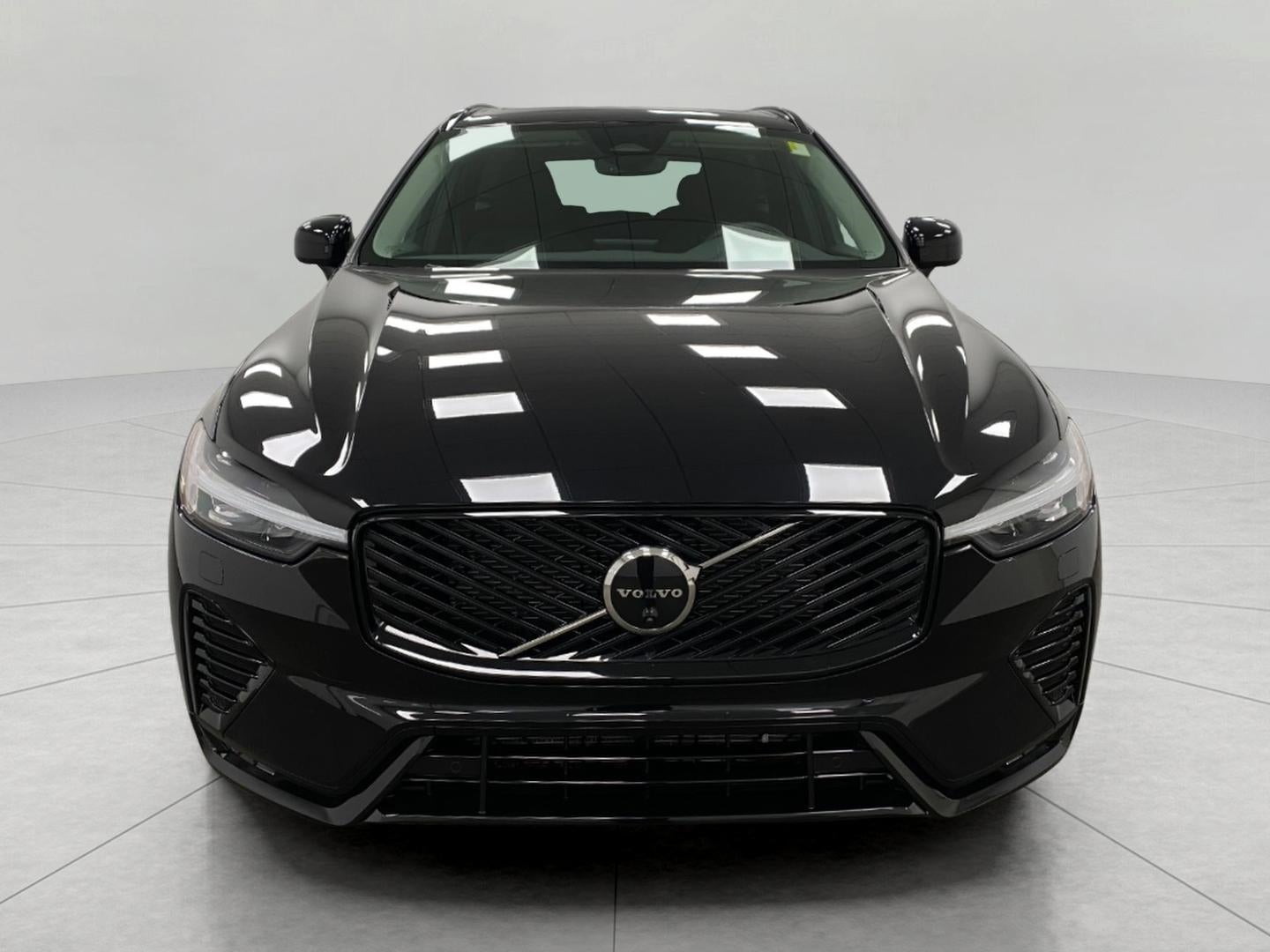2026 Volvo XC60 B5 AWD Plus