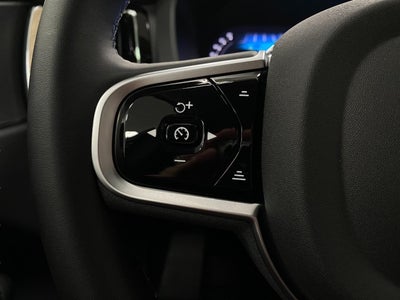 2026 Volvo XC60 B5 AWD Plus