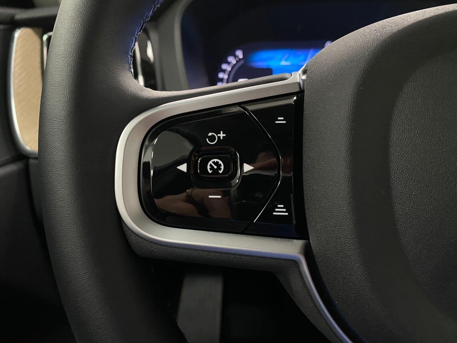 2026 Volvo XC60 B5 AWD Core